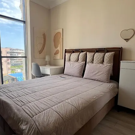 Mahmutlar With Swimming Pool - 6 Min Walk To Apartamento