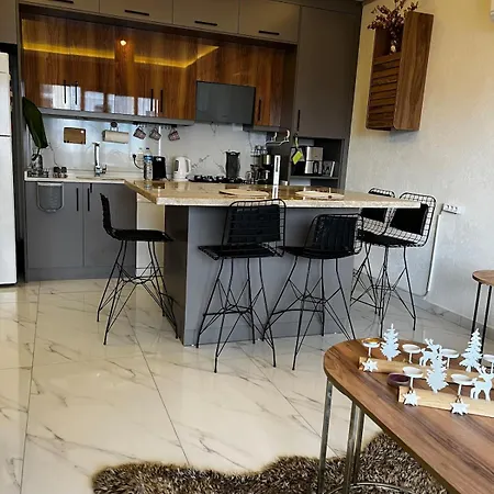 Mahmutlar With Swimming Pool - 6 Min Walk To Appartement Alanya